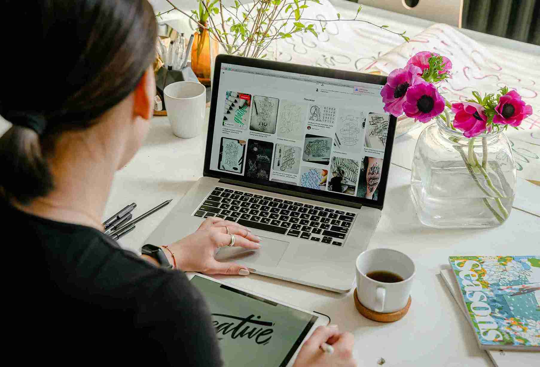 Mastering UI/UX Designing for Engaging and User Friendly Experiences